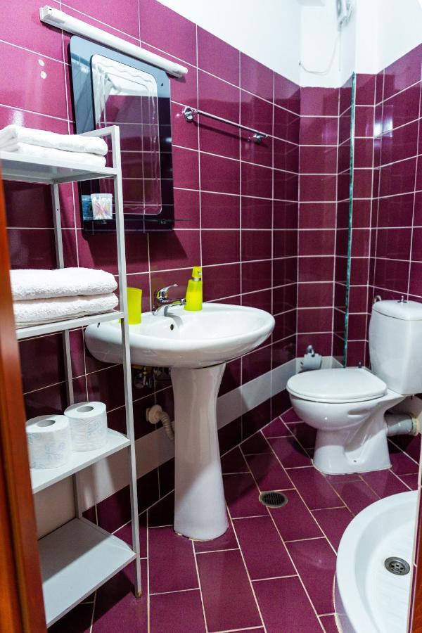 Work-friendly Apartments, Apartment