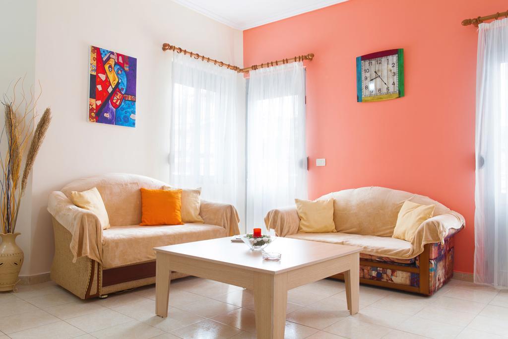 Work-friendly Apartments, Apartment Sarandë